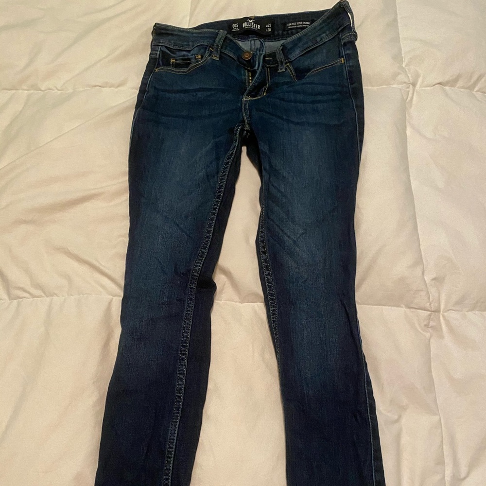 Low rise jeans